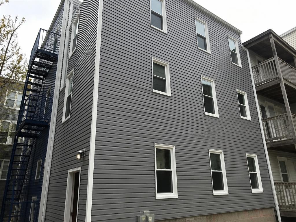 Multifamily siding replacement — Roxbury, MA